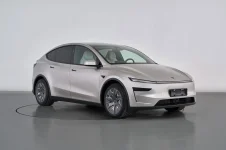 Model Y L 1.webp